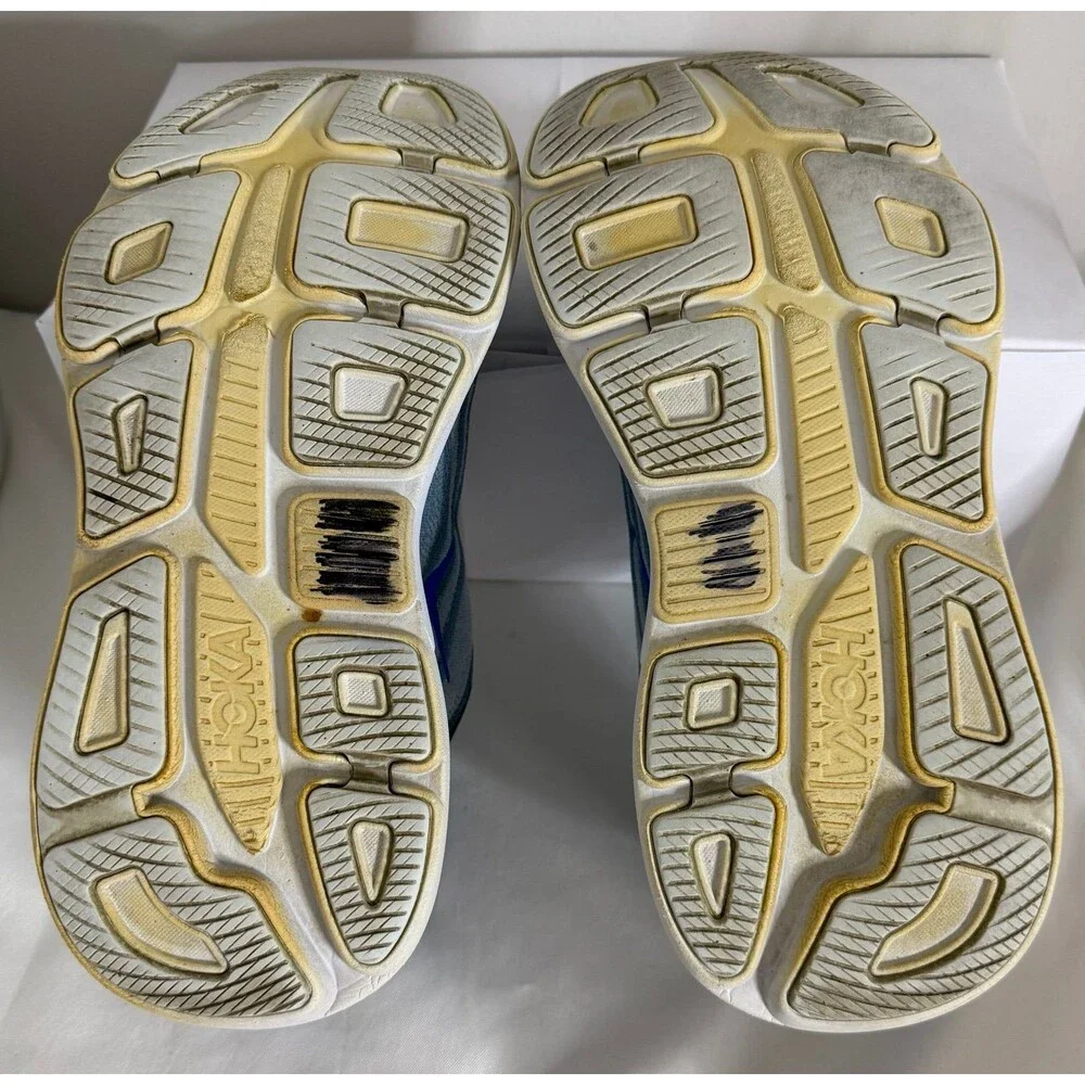 HOKA Men's Bondi 9 Size 10.5 2E Wide
